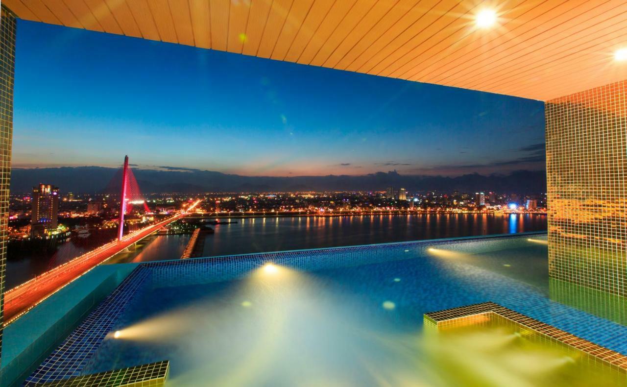 Khách sạn Fivitel 4*